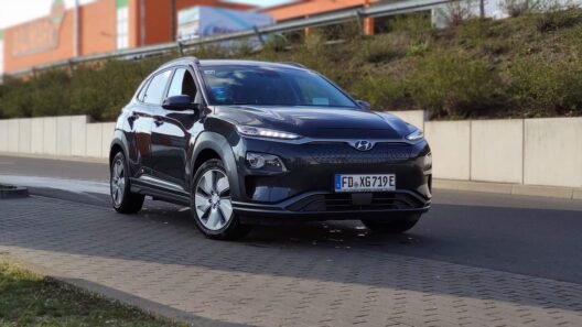 SUV mi sedan mı? 2026 Türkiye şartlarında artıları eksileri görseli