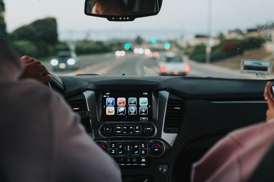 Otomobilde Apple CarPlay ve Android Auto Kurulumu ve Gizli Özellikleri: Bağlantı Sorunları ve Çözümleri ile ilgili görsel